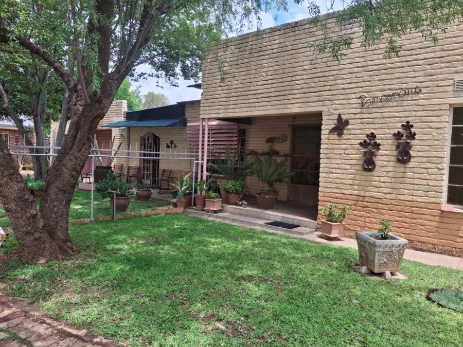 4 Bedroom Property for Sale in Christiana North West